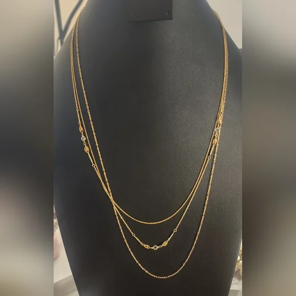 Elegant Gold Tone Layered Necklace - Picture 1 of 6